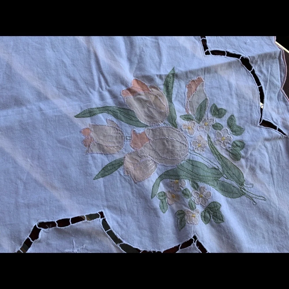 Table cloth
